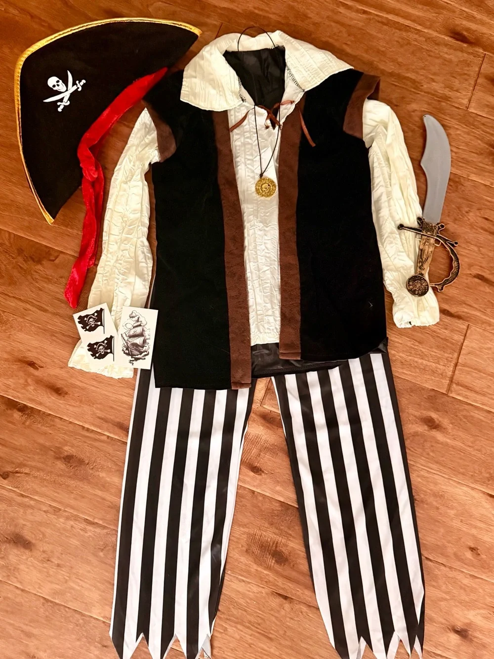 🏴‍☠️ Kids Pirate Costume